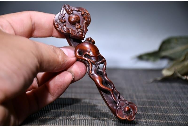 Handcrafted Boxwood Ginseng Ruyi Statues Decor
