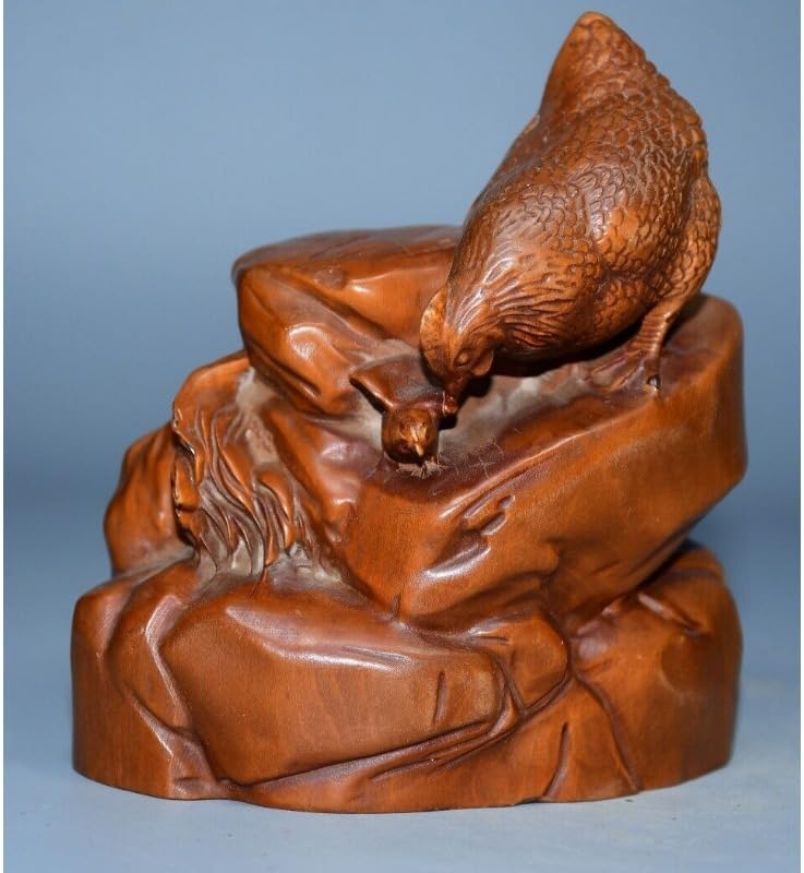 Handcrafted Boxwood Rooster Statue Decor