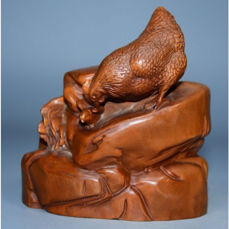 Handcrafted Boxwood Rooster Statue Decor