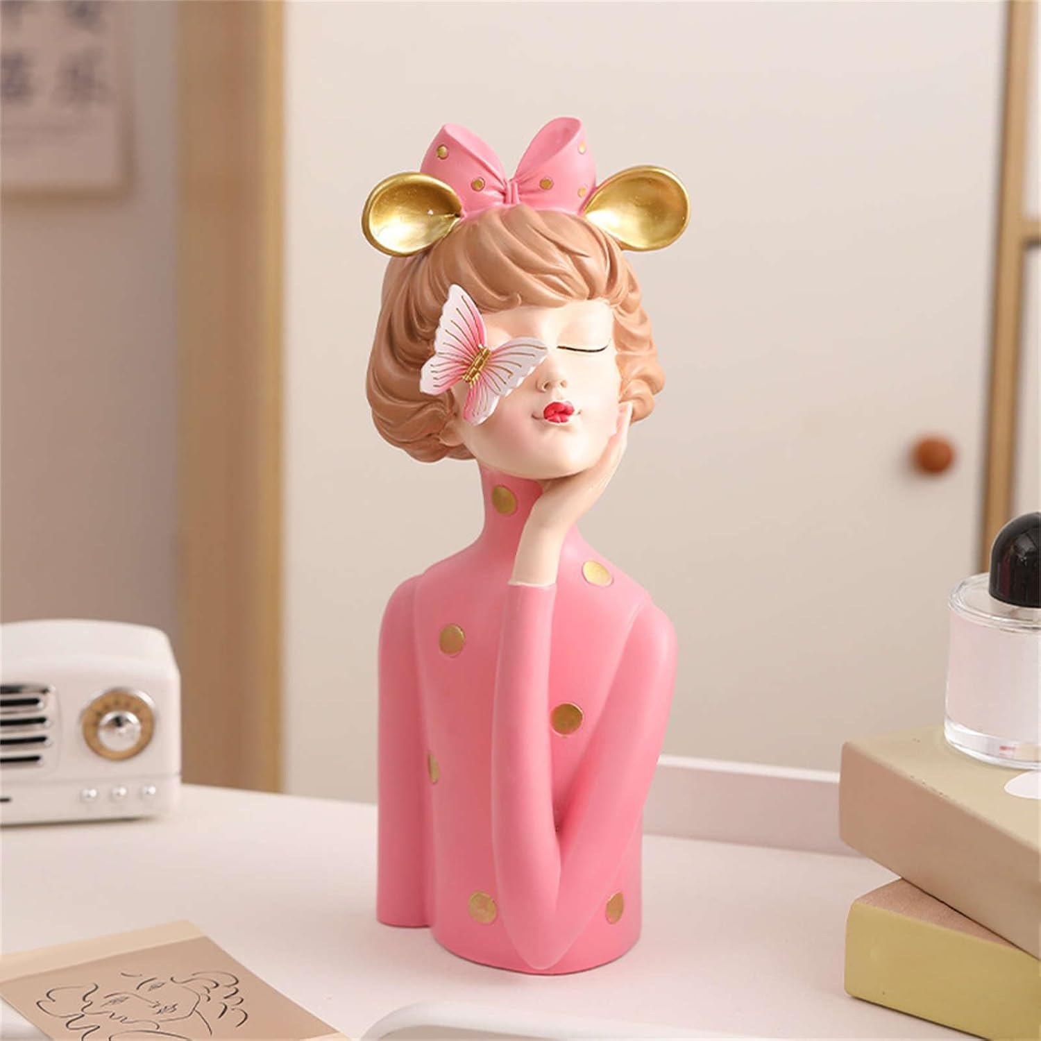 Elegant Home Decor Statue Keys Tray for Living Room