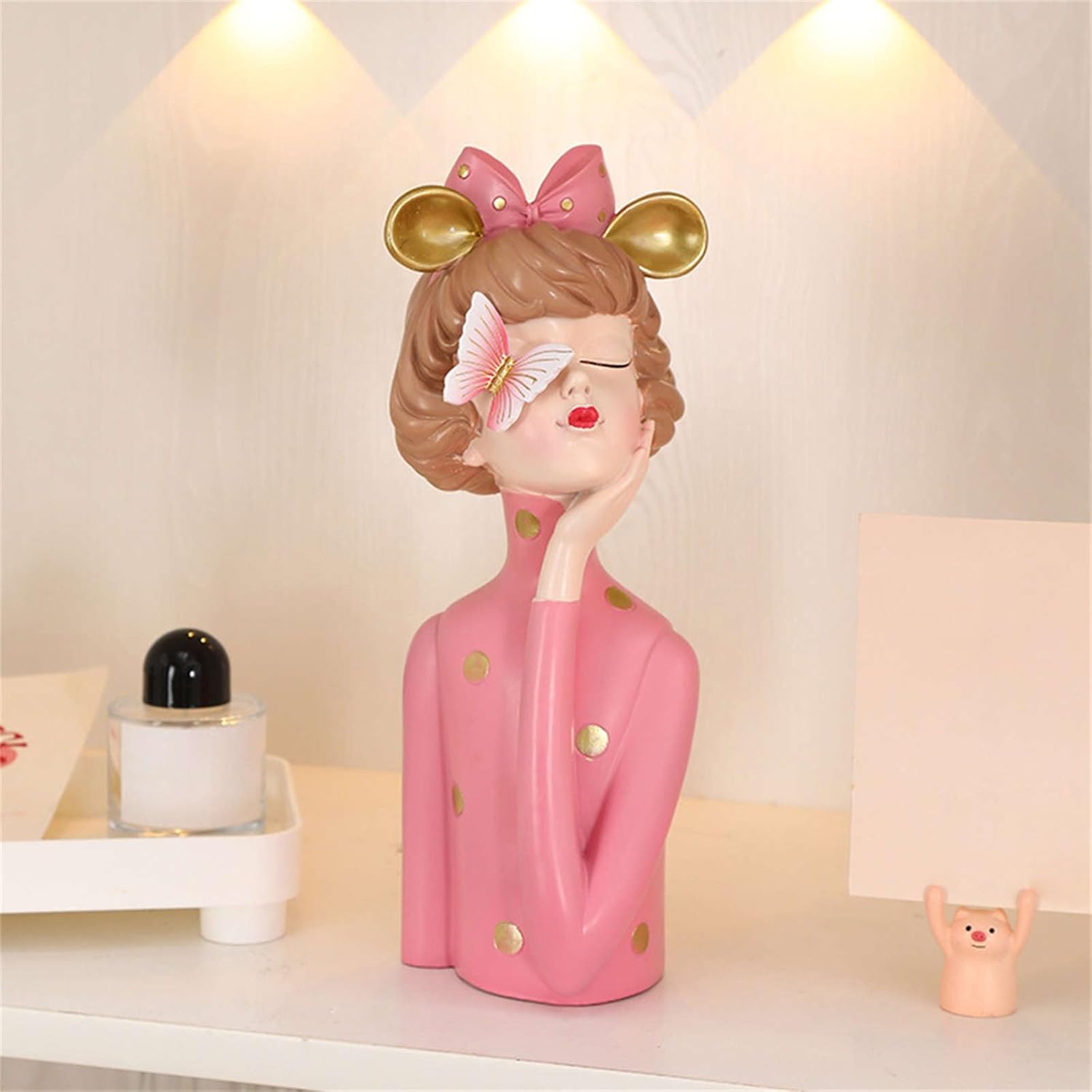 Elegant Home Decor Statue Keys Tray for Living Room