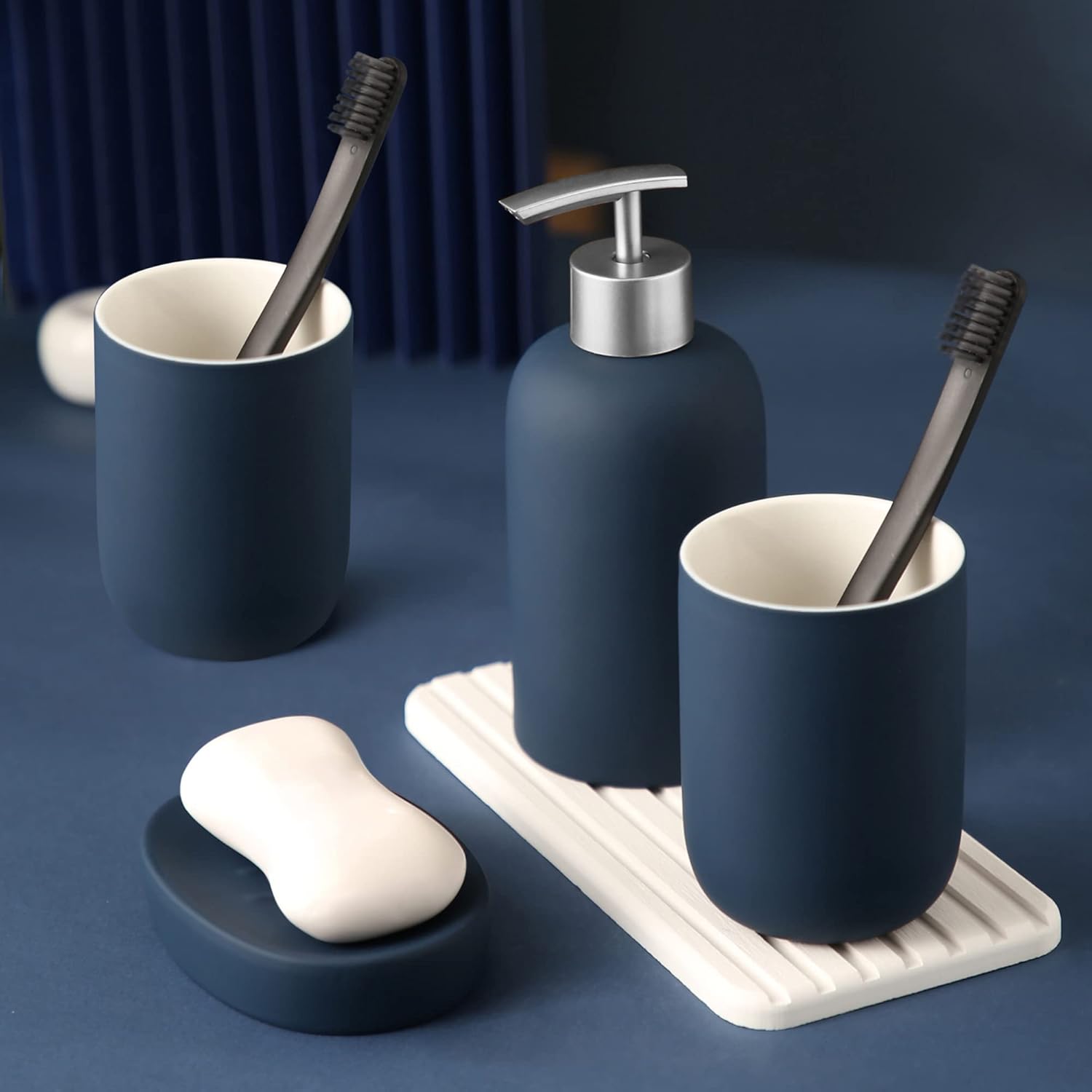 Hoomtaook 4-Piece Ceramic Bathroom Accessory Set 1