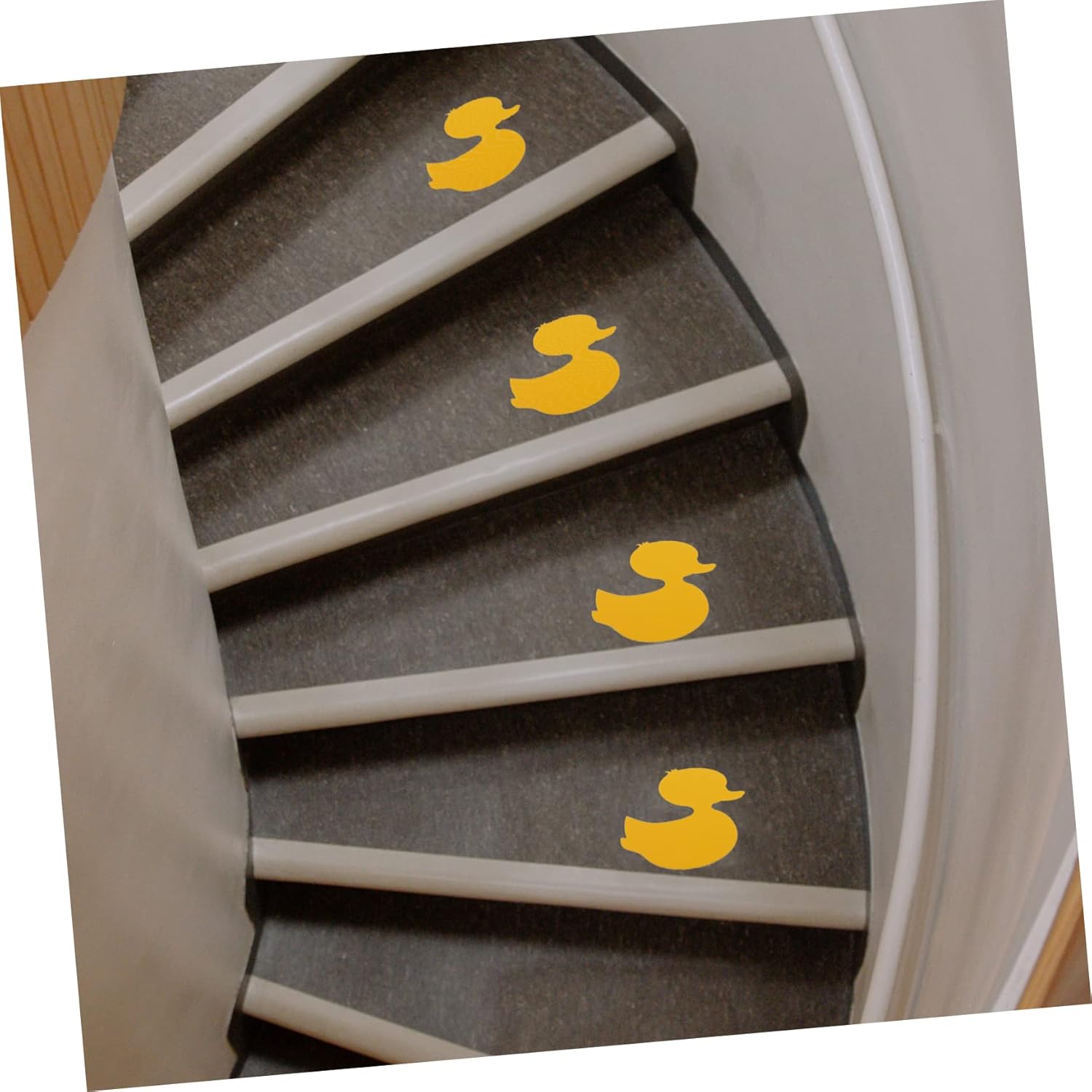 WESIEVYA 1 Set Non-Slip Cartoon Bathtub Stickers