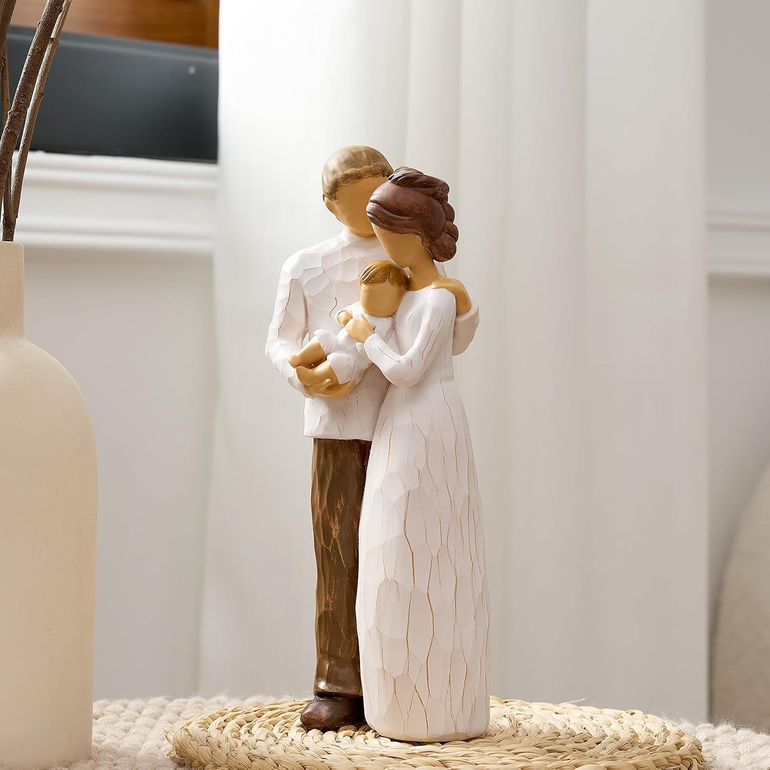 NAN ZAI NAN FANG Family of 3 Figurines for New Parents