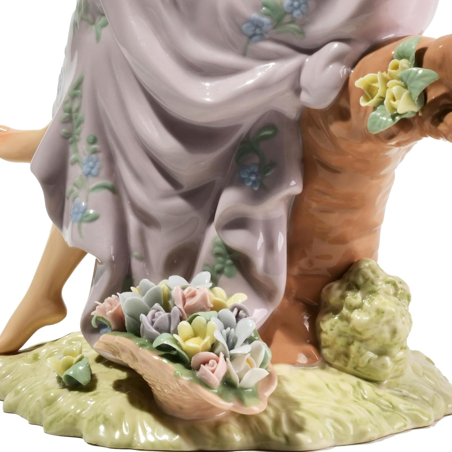 MTME Porcelain Mom I Love You Sculpture
