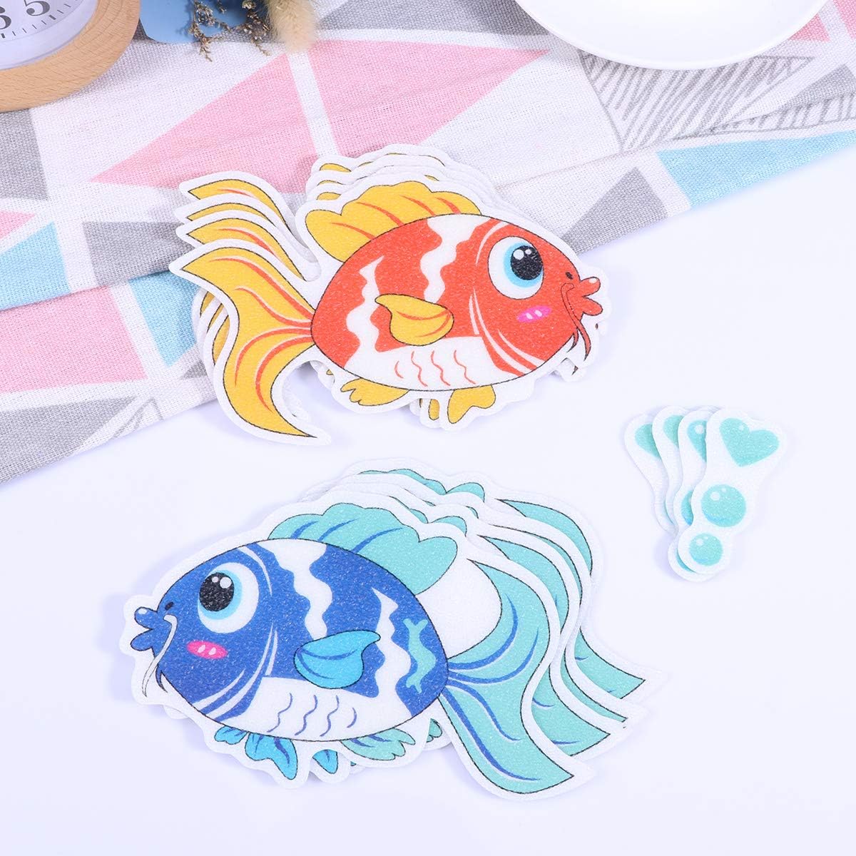 8pcs Stickers Anti-Slip Cartoon Fish Bat Decals