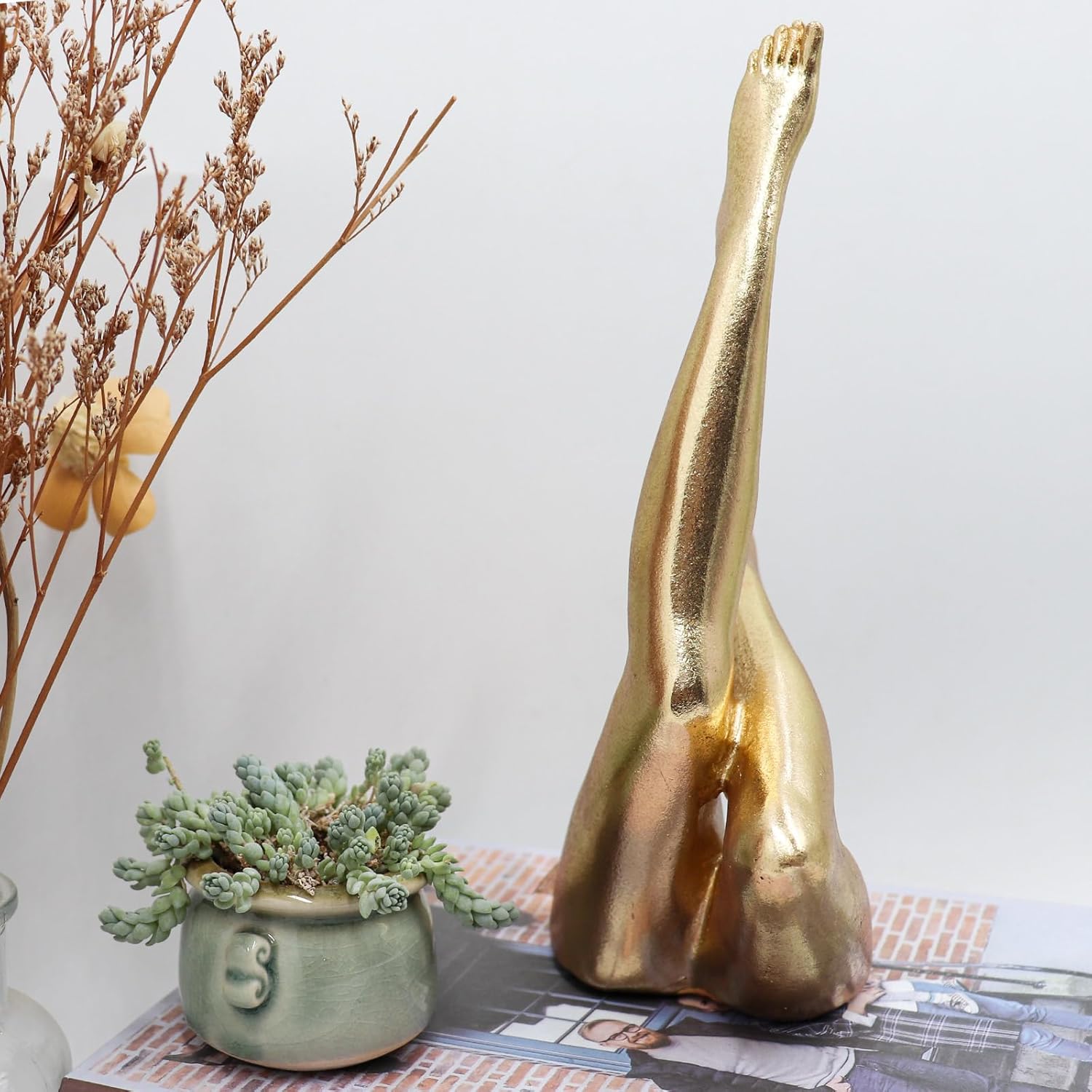 Neeenn Gold Legs Statue Modern Art Decor