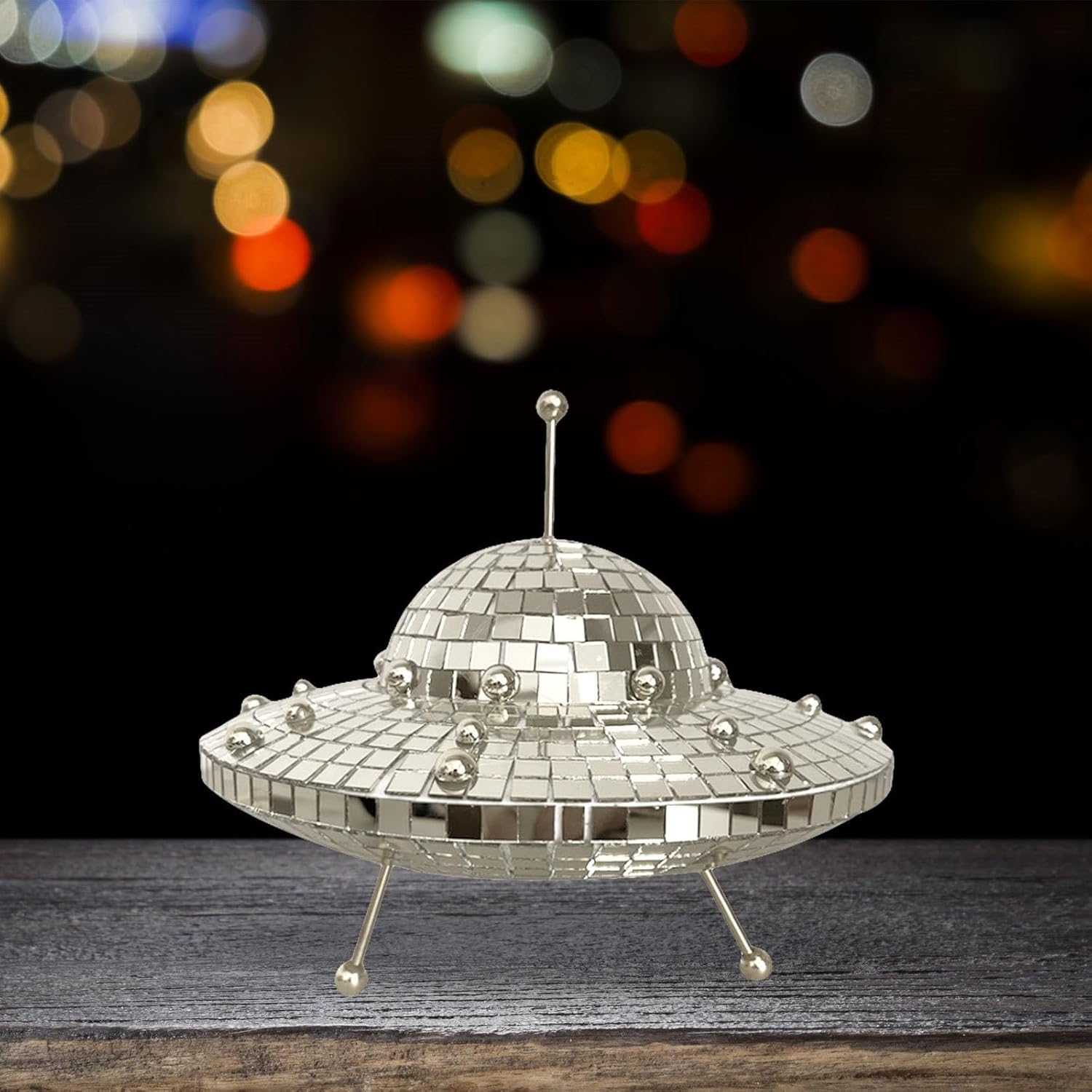 Nudsfuii Flying Saucer Home Decor Statue