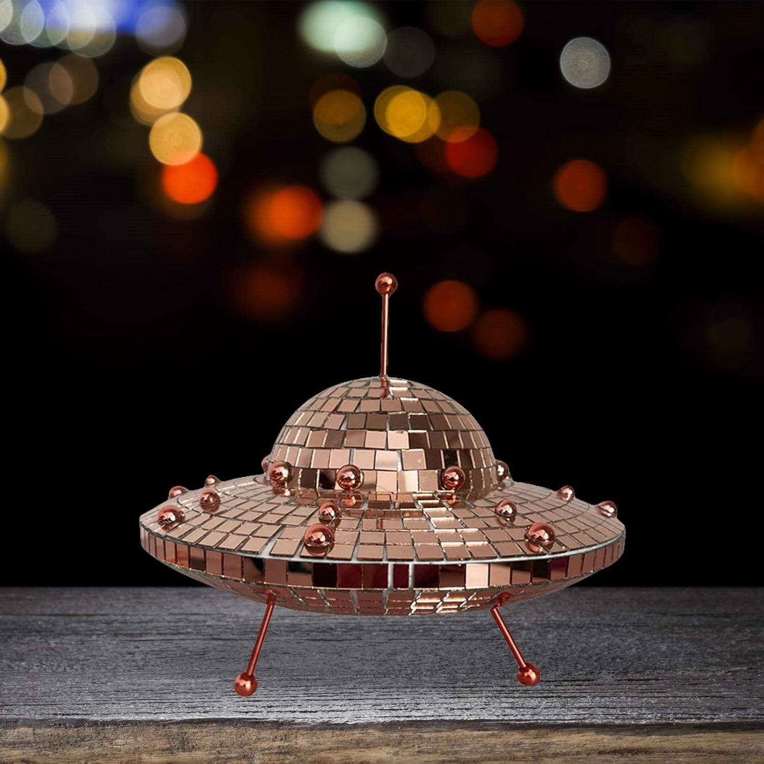 Nudsfuii Flying Saucer Home Decor Statue