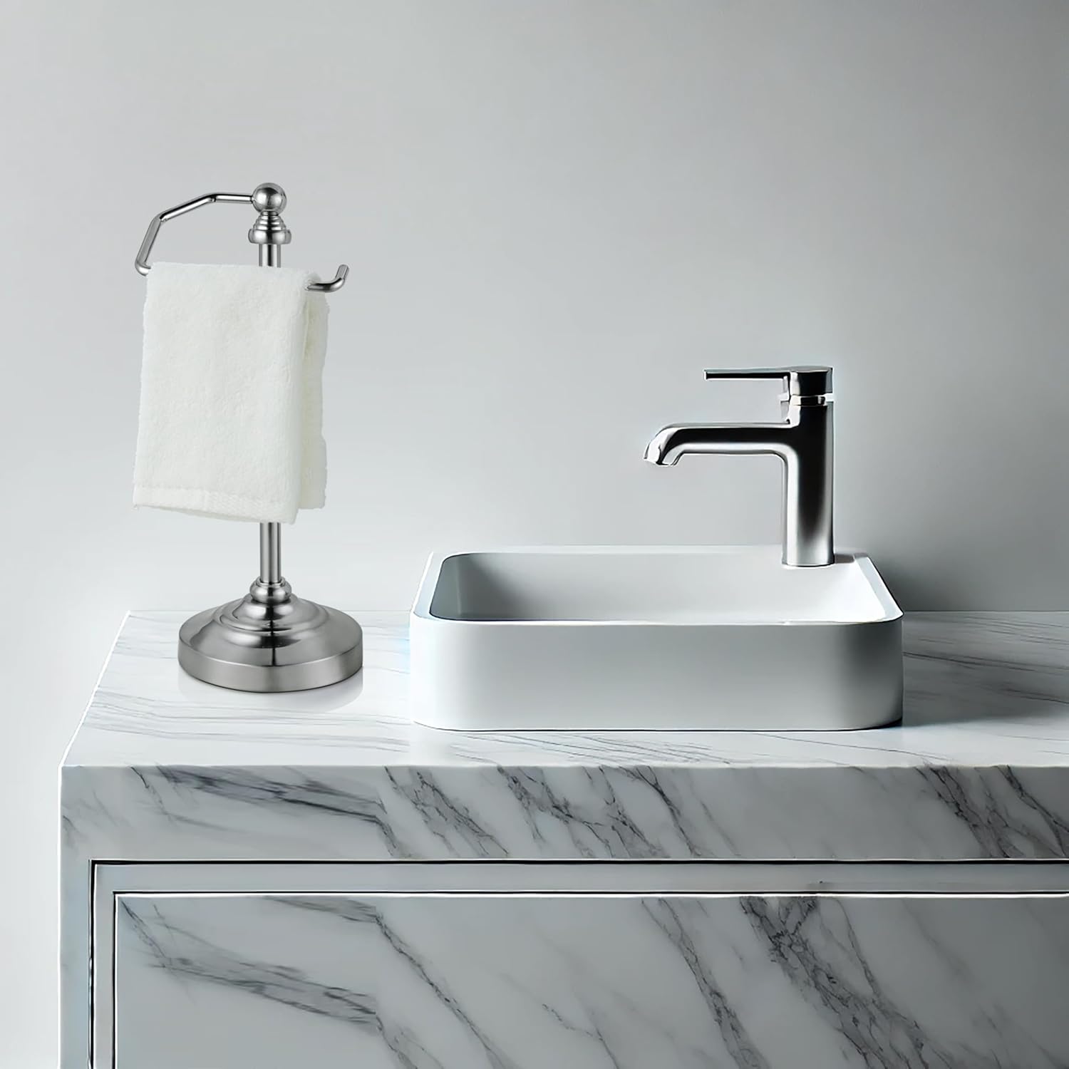 SunnyPoint Deluxe Fingertip Towel Holder Stand