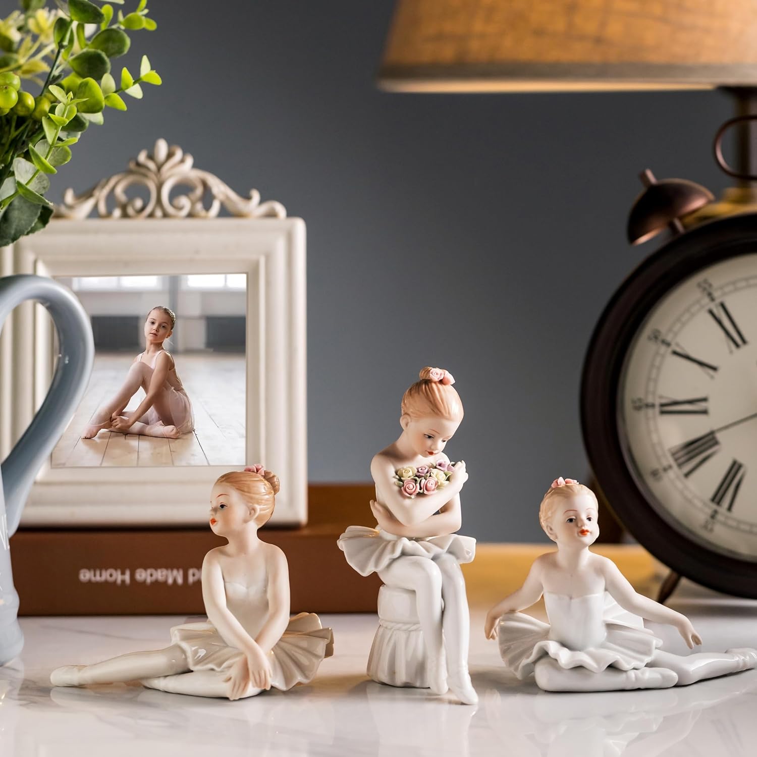 MTME Porcelain Figurines - Memory in My Heart