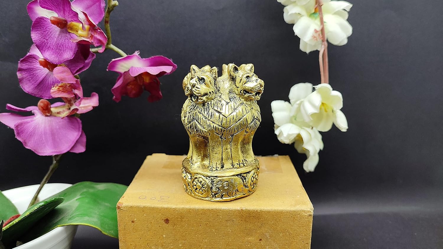 Bharat Haat Brass Ashoka Stambh Decorative Sculpture