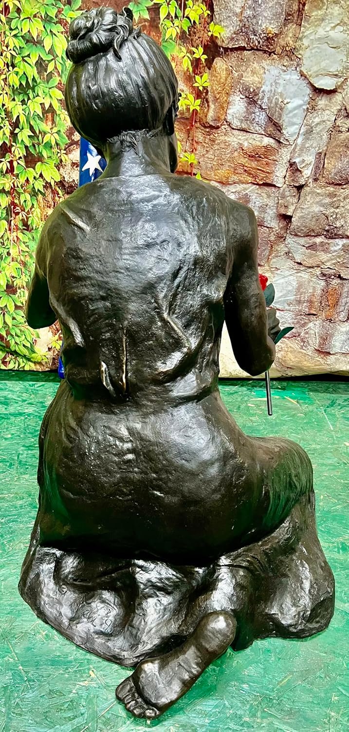 Bronze Woman Mother Kneeling Statue with Flag and Rose